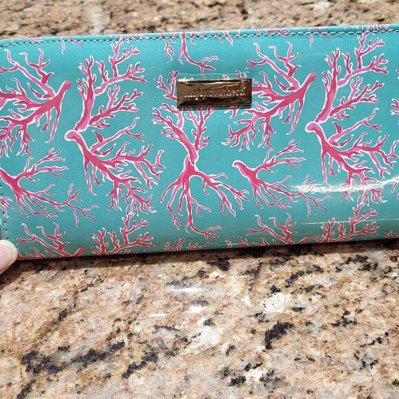 Simply Southern Blue and Pink Coral Clutch / Wallet Zippered EUC - Picture 2 of 16